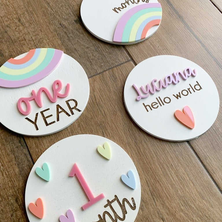 Arcoíris blanco corazones