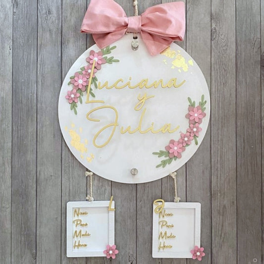 Letrero Gemelar con flores