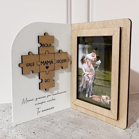 Porta retratos con rompecabezas y foto