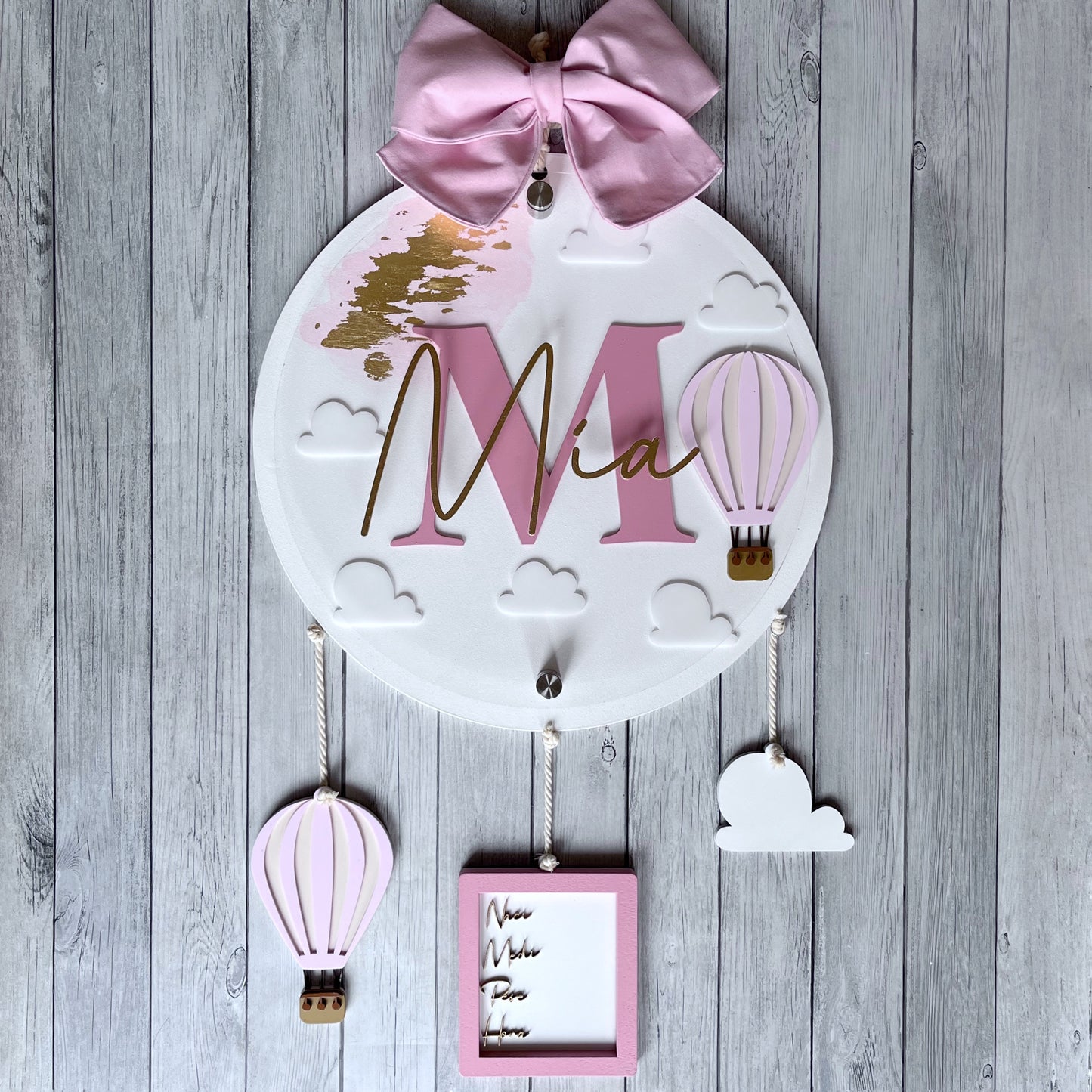 Letrero Globos Aerostáticos con Acrílico